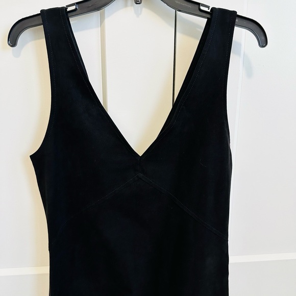 Pre loved Aritzia Wilfred free black jones dress Size M in excellent condition - Picture 4 of 5